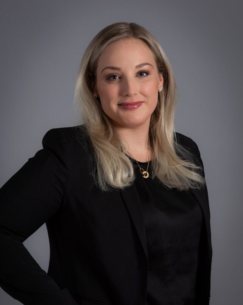 Porträtt av advokat Louise Kroon, grundare av advokatbyrån i Linköping